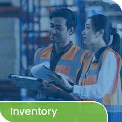 2 workers talking