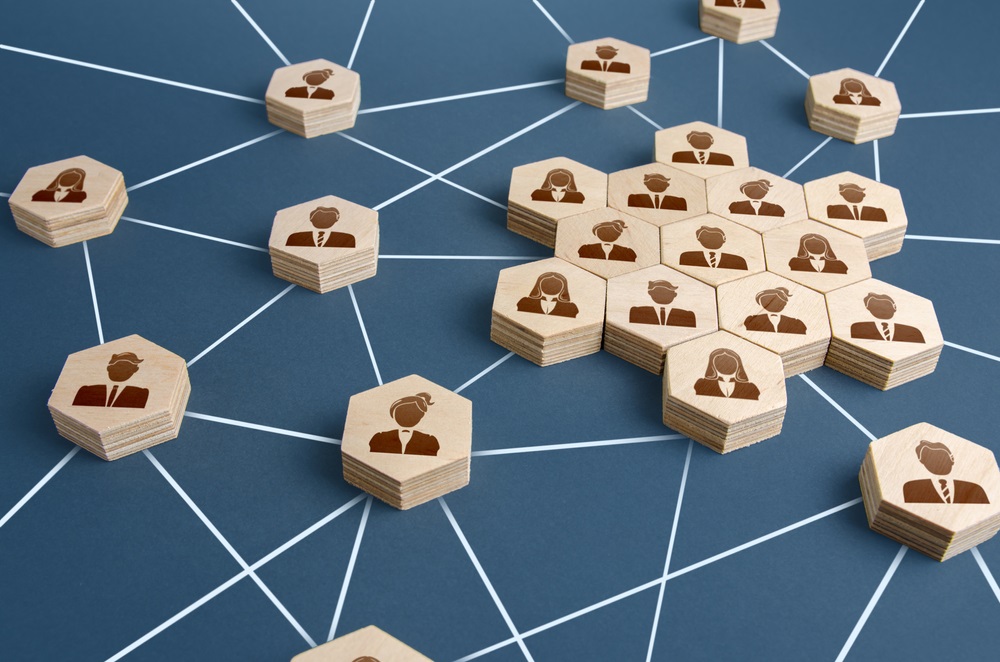A network of connected people with a large group of employees
